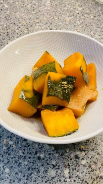 Stewed Kabocha Squash -かぼちゃの煮物☆
Comment “links” to get the ingredients!
Recipes, Cooking Tips, Cooking Videos
⇩⇩⇩
EATwithOHASHI.com
(Website link in bio @EATwithOHASHI_official )
#stewedkabochasquash
#kabocha
#kabochasquash
#simpleingredients
#かぼちゃの煮物
#お惣菜
#お袋の味
#あと1品
#easysidedish
#副菜
#おうちごはん
#madefromscratch
#comfortfood
#authenticjapanese
#japanesesoulfood
#easycookingathome
#japanesefood
#recipe
#japanesecooking
#おうちご飯
#homemadefood
#cooking
#foodie
#foodporn
#food
#foodstagram
#foodphotography
#healthyfood
#love
#eatwithohashi